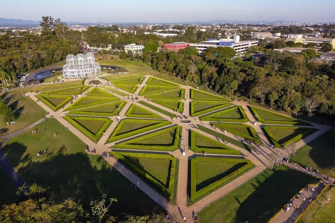 Portifólio elaborado pelo Viaje Paraná destaca produtos turísticos do estado